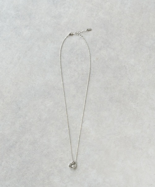 GOLDY(ゴールディ)の「【GOLDY(ゴールディ)】パールインハートトップネックレス(ネックレス・レディース・ゴールド/シルバー・FREE)」の12枚目の写真