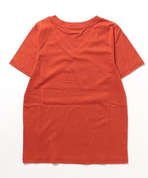 AZUL by moussy(アズールバイマウジー)の「VACANZE ESTIVE V/N LOGO Tシャツ/バガンゼエスティブVネックロゴTシャツ(Tシャツ/カットソー・レディース・ダークオレンジ/ブラック/ホワイト・MEDIUM/SMALL)」の4枚目の写真