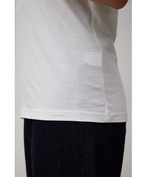 AZUL by moussy(アズールバイマウジー)の「VACANZE ESTIVE V/N LOGO Tシャツ/バガンゼエスティブVネックロゴTシャツ(Tシャツ/カットソー・レディース・ダークオレンジ/ブラック/ホワイト・MEDIUM/SMALL)」の13枚目の写真
