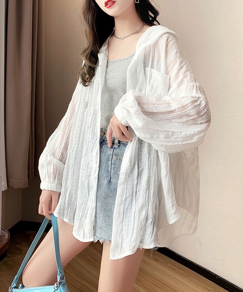 LAFFMO(ラフモ)の「フード付きボリュームスリーブシアーパーカー(パーカー・レディース・ブラック/ホワイト・FREE)」の6枚目の写真