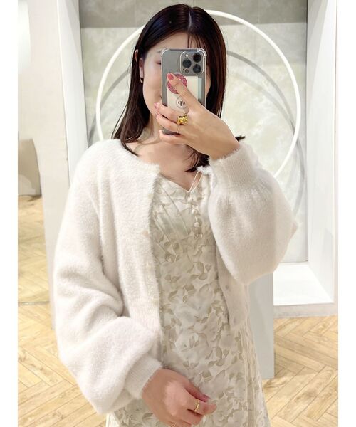 MERCURYDUO(マーキュリーデュオ)の「ロングスリーブミニシャギーニットカーディガン(カーディガン/ボレロ・レディース・ベージュ/アイボリー/チャコールグレー/ライトグレー/ライトピンク/ライトブルー/ピンク・FREE)」の18枚目の写真