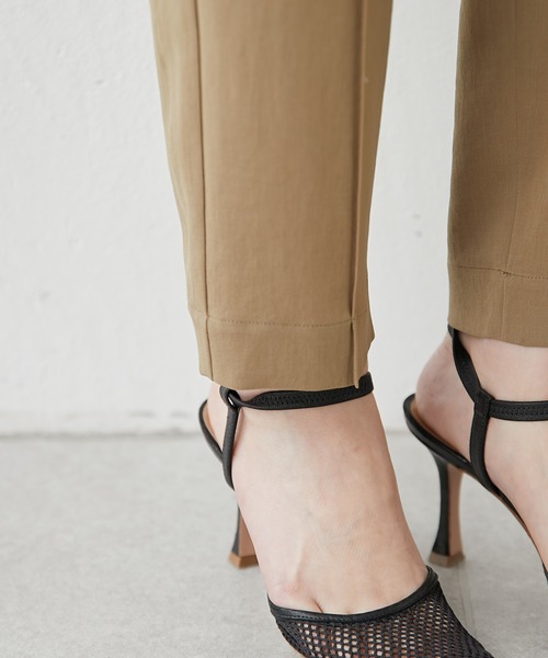 Drawing Numbers（ドローイング ナンバーズ）の「【Drawing Numbers】ドライツイルテーパードパンツ（スラックス・レディース・ブラック/ベージュ/カーキ・38/36）」の6枚目の写真