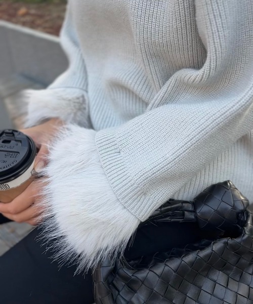 Emma Taylor（エマテイラー）の「ファースリーブボトルネックニットプルオーバー（ニット/セーター・レディース・ブラウン/ライトグレー・FREE）」の18枚目の写真