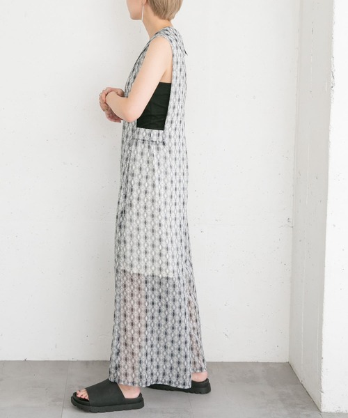 KBF（ケイビーエフ）の「楊柳プリントサロペット（サロペット/オーバーオール・レディース・ブルー系その他/オレンジ系その他・ONE）」の7枚目の写真