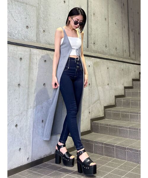 EMODA（エモダ）の「【ELDER】NUDE ハイウエストデニム（デニムパンツ・レディース・ライトブルー/ブラック/インディゴブルー・SMALL/MEDIUM/X-SMALL）」の6枚目の写真