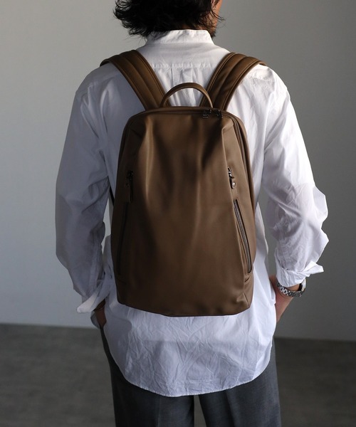 GUSCIO UOMO（グッシオ ウォーモ）の「【グッシオウォーモ】PUレザー リュックサック バックパック ユニセックス 軽量（ビジネスバッグ・メンズ・グリーン/ダークグレー/モカ/ブラック/グレイッシュベージュ・FREE）」の12枚目の写真