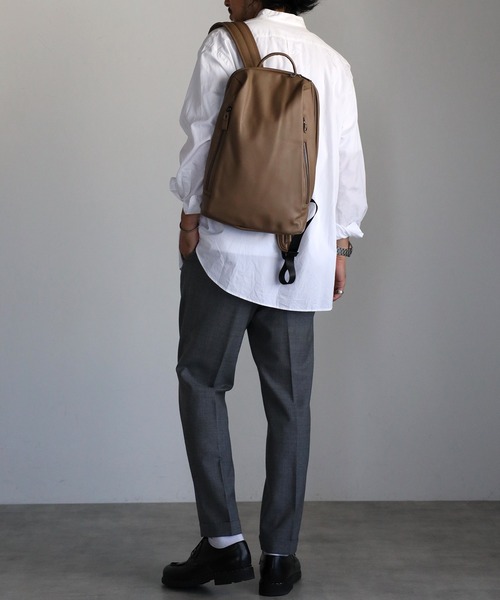 GUSCIO UOMO（グッシオ ウォーモ）の「【グッシオウォーモ】PUレザー リュックサック バックパック ユニセックス 軽量（ビジネスバッグ・メンズ・グリーン/ダークグレー/モカ/ブラック/グレイッシュベージュ・FREE）」の18枚目の写真