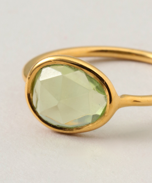 SLOBE IENA(スローブイエナ)の「【Pondichery/ポンディシェリ】 スモールカットリング(リング・レディース・パープル/ボルドー/ホワイト/ライトグリーン/スカイブルー・3/10)」の8枚目の写真