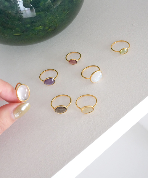 SLOBE IENA(スローブイエナ)の「【Pondichery/ポンディシェリ】 スモールカットリング(リング・レディース・パープル/ボルドー/ホワイト/ライトグリーン/スカイブルー・3/10)」の17枚目の写真