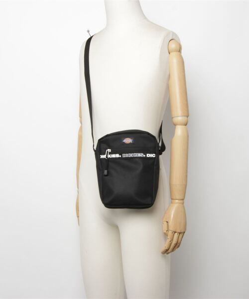 Dickies(ディッキーズ)の「【Dickies/ディッキーズ】LOGO TAPE MINI SHOULDER(ショルダーバッグ・メンズ・カーキ/ネイビー/ブラック/ベージュ・ONE)」の8枚目の写真