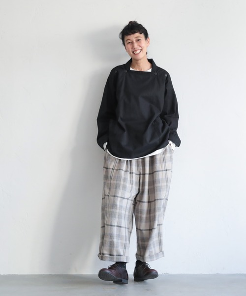 soulberry（ソウルベリー）の「裾出しスマイルなロンT（Tシャツ/カットソー・レディース・モスグリーン/オフホワイト/スミクロ/マスタード・M/L/LL/3L/4L）」の15枚目の写真