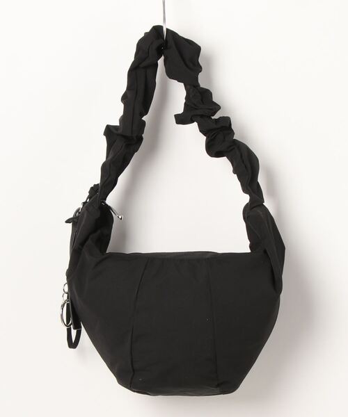 SALON de RUBAN(サロンドルヴァン)の「【SALON de RUBAN / サロン ド ルヴァン】 クシュクシュ ギャザーショルダーバッグ スモール(ショルダーバッグ・レディース・ブラック/ピンク/グレー/ベージュ/イエロー/ライトグレー/ホワイト/ブルー・FREE)」の9枚目の写真