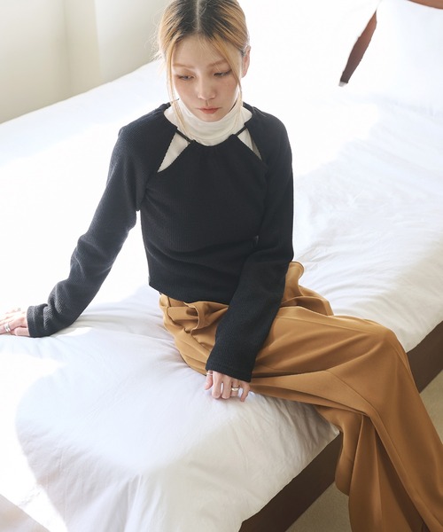 UNE MANSION（ユヌマンション）の「ホルターネックショルダースリットＴシャツニットカットソー（Tシャツ/カットソー・レディース・ブラック/ベージュ/アイボリー・FREE）」の15枚目の写真