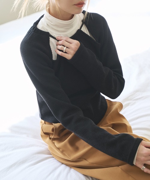 UNE MANSION（ユヌマンション）の「ホルターネックショルダースリットＴシャツニットカットソー（Tシャツ/カットソー・レディース・ブラック/ベージュ/アイボリー・FREE）」の16枚目の写真