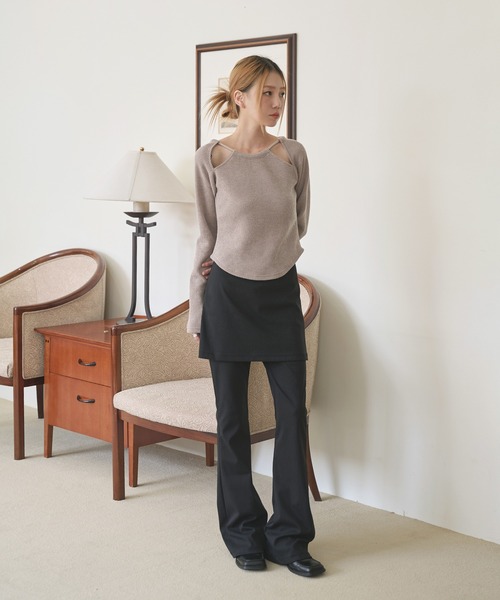 UNE MANSION（ユヌマンション）の「ホルターネックショルダースリットＴシャツニットカットソー（Tシャツ/カットソー・レディース・ブラック/ベージュ/アイボリー・FREE）」の18枚目の写真