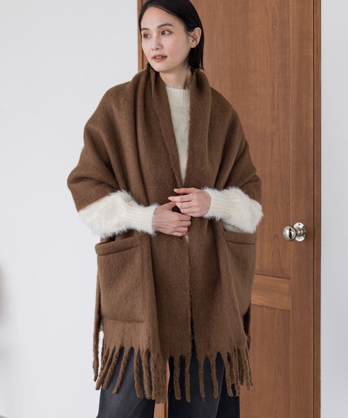 LAKOLE（ラコレ）の「ブークレーポケット付きストール / 963795