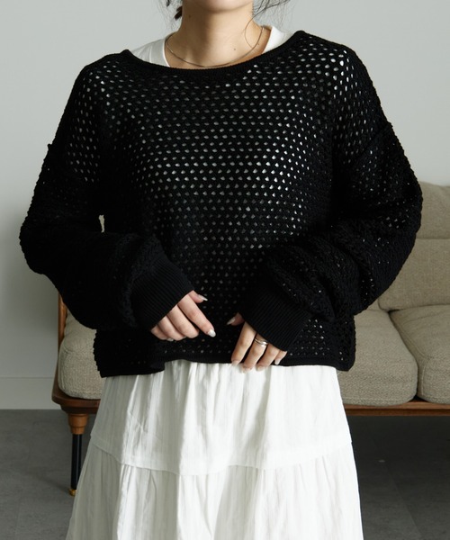 RANAN(ラナン)の「メッシュ透かし編みニット(ニット/セーター・レディース・ブラック/ベージュ/ブルー/オフホワイト・M/LL/L)」の3枚目の写真