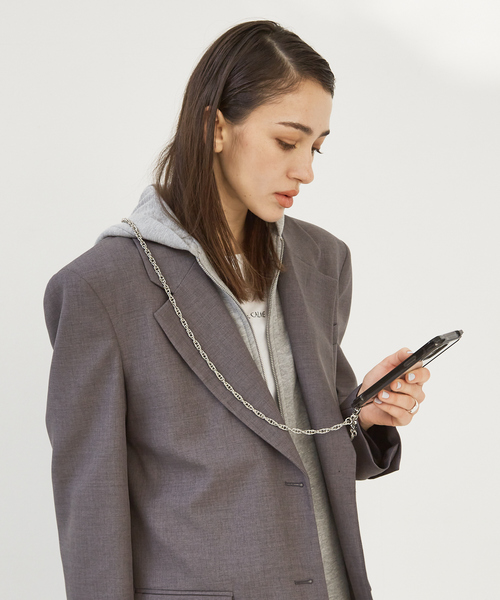 LOWELL things(ロウェル シングス)の「Chain Strap/チェーンショルダー(スマホタブ付き)(チャーム・レディース・シルバー/ゴールド/シャンパン・フリー)」の11枚目の写真