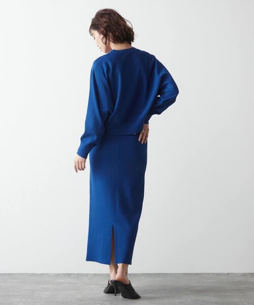 Liesse(リエス)の「Vネックドルマンカーディガン(カーディガン/ボレロ・レディース・アイボリー/ブルー/ネイビー・FREE)」の12枚目の写真