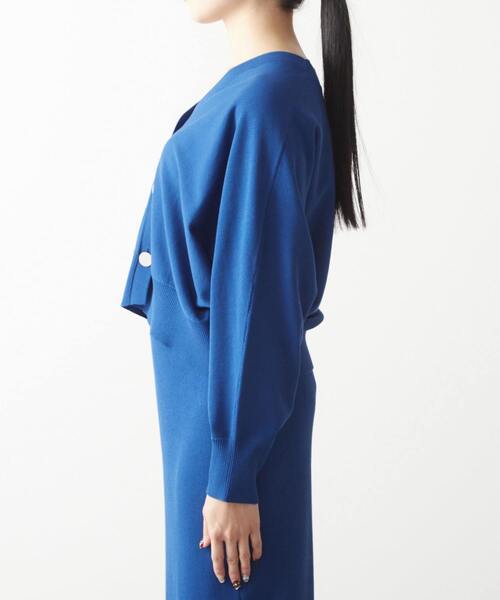 Liesse(リエス)の「Vネックドルマンカーディガン(カーディガン/ボレロ・レディース・アイボリー/ブルー/ネイビー・FREE)」の14枚目の写真