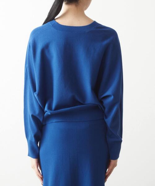 Liesse(リエス)の「Vネックドルマンカーディガン(カーディガン/ボレロ・レディース・アイボリー/ブルー/ネイビー・FREE)」の15枚目の写真