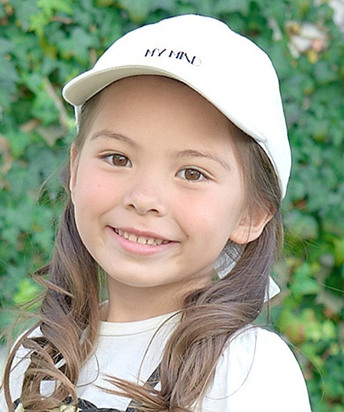 Lycee mine（リセマイン）の「アソートロゴ刺しゅうリボンキャップ（キャップ・キッズ・アイボリー/サックスブルー/ブラック/ベージュ/マスタード/ミント/ピンク・52cm/54cm）」の9枚目の写真