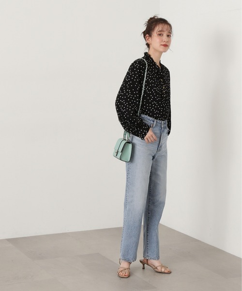 N.（N. Natural Beauty Basic）（エヌエヌナチュラルビューティーベーシック）の「◆Ｖネックフリルフロントボタンブラウス（シャツ/ブラウス・レディース・ドット/ブルー/オフホワイト・MEDIUM）」の12枚目の写真