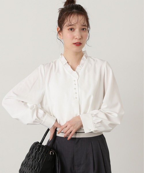 N.（N. Natural Beauty Basic）（エヌエヌナチュラルビューティーベーシック）の「◆Ｖネックフリルフロントボタンブラウス（シャツ/ブラウス・レディース・ドット/ブルー/オフホワイト・MEDIUM）」の21枚目の写真