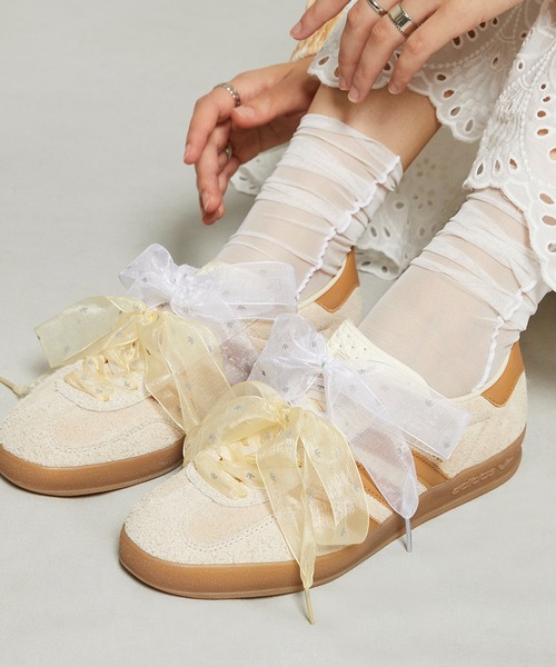 adidasガゼル インドア【 ZOZO別注カラー ホワイト 】 セール】【ホワイト ZOZO別注カラー】ガゼル インドア / Gazelle