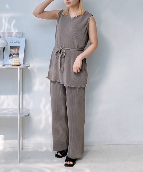 AS KNOW AS plus（アズノゥアズプラス）の「◎プリーツノースリとパンツセット（セットアップ・レディース・カーキ/ブラック/モカ/ブラック系・FREE）」の7枚目の写真