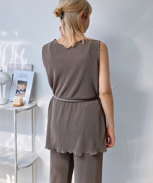 AS KNOW AS plus（アズノゥアズプラス）の「◎プリーツノースリと