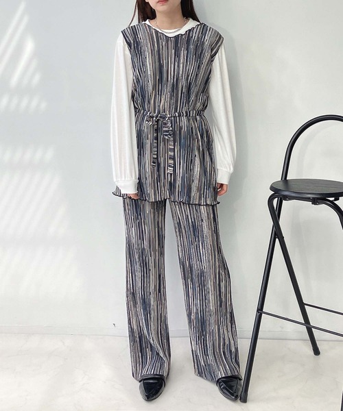 AS KNOW AS plus（アズノゥアズプラス）の「◎プリーツノースリとパンツセット（セットアップ・レディース・カーキ/ブラック/モカ/ブラック系・FREE）」の21枚目の写真