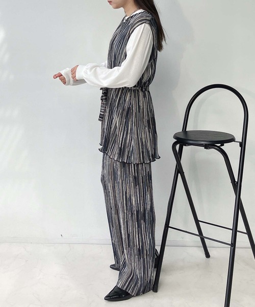 AS KNOW AS plus（アズノゥアズプラス）の「◎プリーツノースリとパンツセット（セットアップ・レディース・カーキ/ブラック/モカ/ブラック系・FREE）」の22枚目の写真