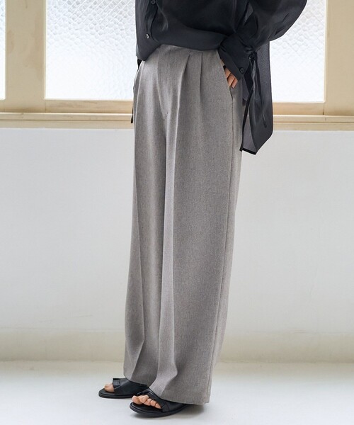 FREAK'S STORE（フリークスストア）の「リネンタッチ ツータックワイドパンツ/センタープレス スラックス（スラックス・レディース・ベージュ/グレー/オリーブ/ブラック・SMALL/MEDIUM）」の10枚目の写真