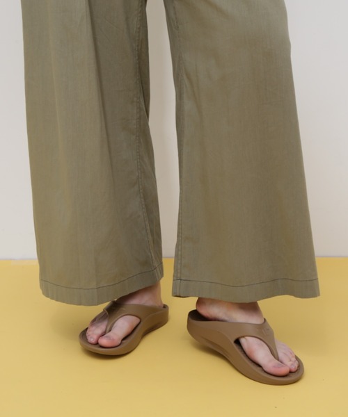 AVIREX（アヴィレックス）の「RELAX TACK GATHER PANTS/リラックスタックギャザーパンツ（その他パンツ・レディース・ブルー/オレンジ/オリーブ/ブラック・FREE）」の11枚目の写真