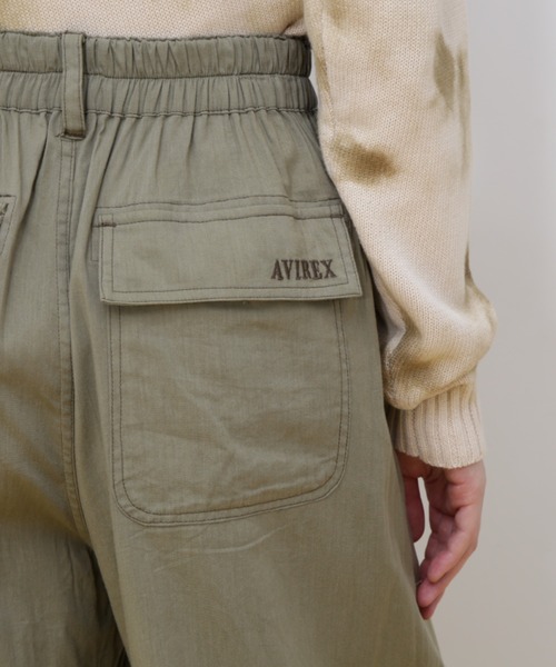 AVIREX（アヴィレックス）の「RELAX TACK GATHER PANTS/リラックスタックギャザーパンツ（その他パンツ・レディース・ブルー/オレンジ/オリーブ/ブラック・FREE）」の12枚目の写真