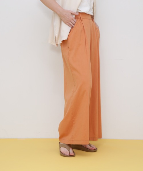 AVIREX（アヴィレックス）の「RELAX TACK GATHER PANTS/リラックスタックギャザーパンツ（その他パンツ・レディース・ブルー/オレンジ/オリーブ/ブラック・FREE）」の17枚目の写真