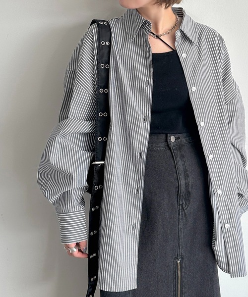 apres jour mignon(アプレジュールミニョン)の「アソートオーバーサイズシャツ【ZOZOTOWN限定アイテム】(シャツ/ブラウス・レディース・ネイビー/ブラック系その他/ブルー/オフホワイト/チャコールグレー/ピンク/オレンジ・X-LARGE/フリー)」の3枚目の写真