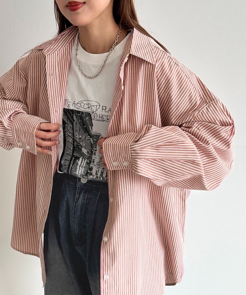 apres jour mignon(アプレジュールミニョン)の「アソートオーバーサイズシャツ【ZOZOTOWN限定アイテム】(シャツ/ブラウス・レディース・ネイビー/ブラック系その他/ブルー/オフホワイト/チャコールグレー/ピンク/オレンジ・X-LARGE/フリー)」の7枚目の写真