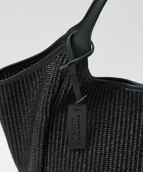 marco masi(マルコマージ)の「【MARCO MASI】レザーハンドルラフィアバッグ L(かごバッグ・レディース・ブラック/ライトグレー・L)」の14枚目の写真