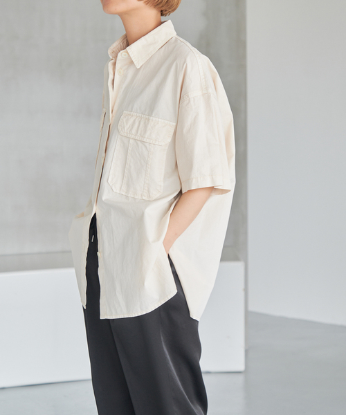 Spick & Span（スピックアンドスパン）の「ガーメントダイサファリシャツ（シャツ/ブラウス・レディース・カーキ/サックスブルー/ホワイト/ベージュ・FREE）」の7枚目の写真