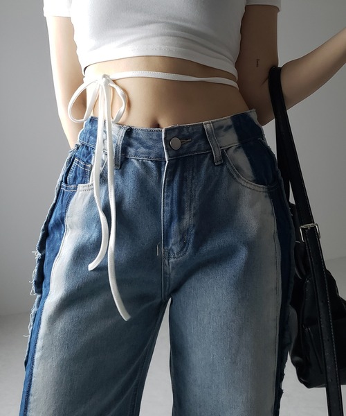 me+em select（ミームセレクト）の「【 選べる３サイズ 】サイドライングラデーションダメージルーズデニム ／ Side line gradation damage loose denim（デニムパンツ・レディース・ブルー・SMALL/MEDIUM/LARGE）」の4枚目の写真