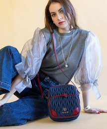 multi poche【ムルティ ポッシュ】Mouショルダーバッグ