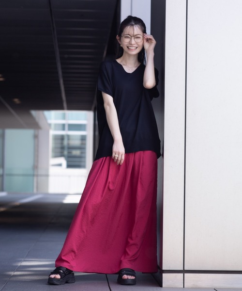 HusHusH（ハッシュアッシュ）の「【 接触冷感 】 HusHusH ハッシュアッシュ Vネックコクーンニットプルオーバー（ニット/セーター・レディース・マジェンタ/ベージュ/ブラック・M/L）」の6枚目の写真