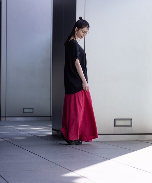 HusHusH（ハッシュアッシュ）の「【 接触冷感 】 HusHusH ハッシュアッシュ Vネックコクーンニットプルオーバー（ニット/セーター・レディース・マジェンタ/ベージュ/ブラック・M/L）」の7枚目の写真