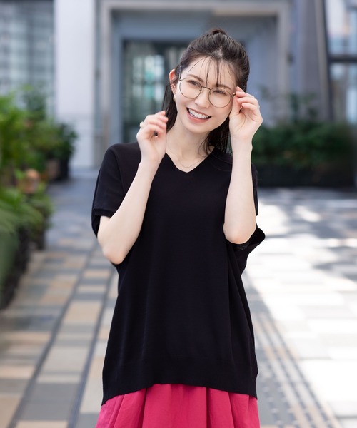 HusHusH（ハッシュアッシュ）の「【 接触冷感 】 HusHusH ハッシュアッシュ Vネックコクーンニットプルオーバー（ニット/セーター・レディース・マジェンタ/ベージュ/ブラック・M/L）」の10枚目の写真