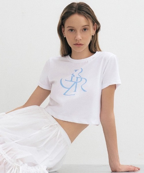 CITYBREEZE(シティブリーズ)の「LOGO CROP SHORT SLEEVE T-SHIRT(Tシャツ/カットソー・レディース・ブラック/ネイビー/ピンク/ホワイト/ホワイト×ブルー・FREE)」の3枚目の写真