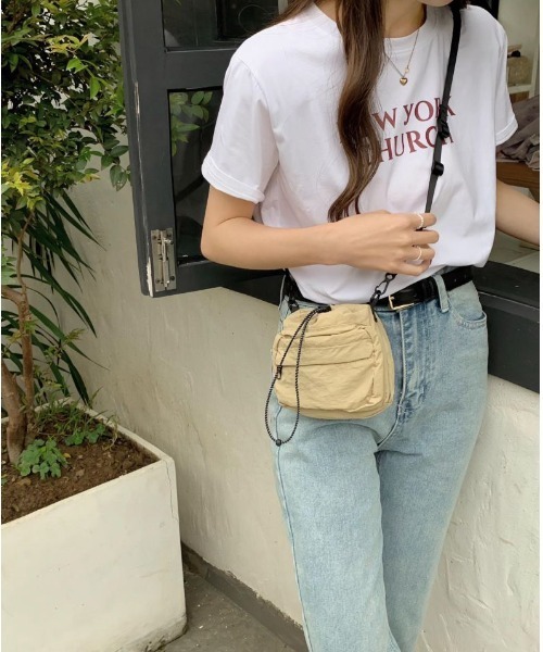 Per sist ence(パーシエンス)の「ナイロンドロストミニショルダーバッグ(ショルダーバッグ・レディース・ピンク/ベージュ/パープル/ブルー/アイボリー/ブラック/カーキ・FREE)」の22枚目の写真