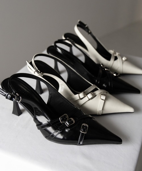 me+em select(ミームセレクト)の「【 2color 】3ベルトポインテッドトゥフェイクレザーミュール / 3 belt pointed toe fake leather mules(パンプス・レディース・アイボリー/ブラック・39/38/37/36)」の8枚目の写真