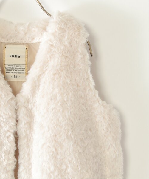 ikka(イッカ)の「フェイクファーベスト(110~160cm)(ベスト・キッズ・ベージュ/ホワイト・XS/S/M/L/XL)」の10枚目の写真